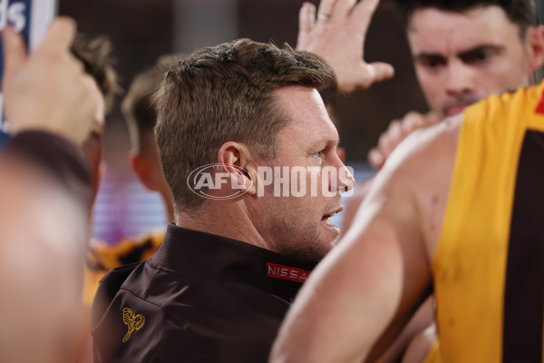 AFL 2025 Round 21 - Adelaide v Hawthorn - A-60885879