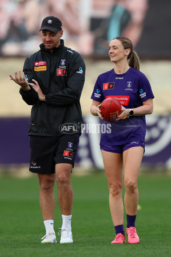 AFLW 2025 Practice Match - Fremantle v St Kilda - A-60934014