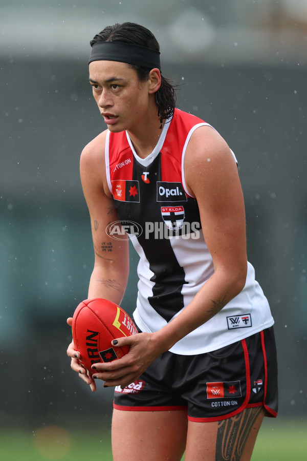 AFLW 2025 Practice Match - Fremantle v St Kilda - A-60934027