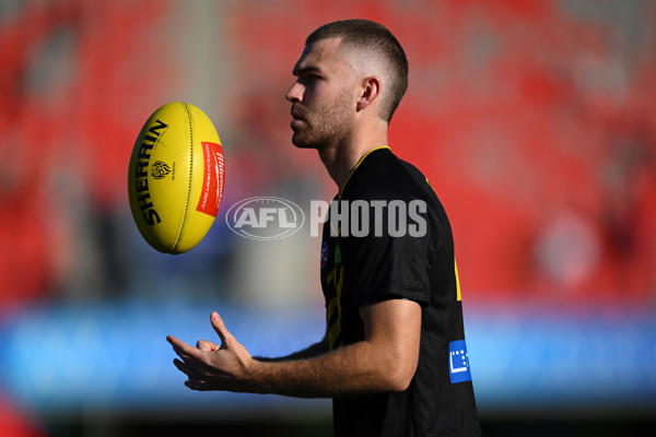 AFL 2025 Round 21 - Gold Coast v Richmond - A-60996152