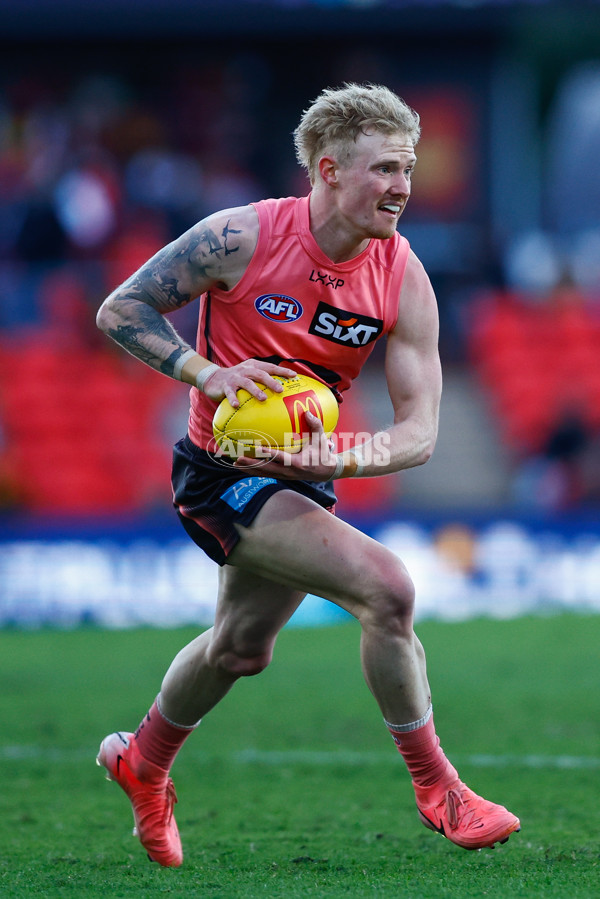 AFL 2025 Round 21 - Gold Coast v Richmond - A-61002168