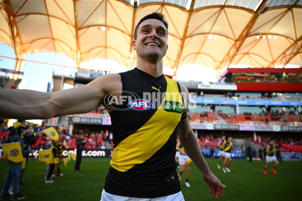 AFL 2025 Round 21 - Gold Coast v Richmond - A-61004548