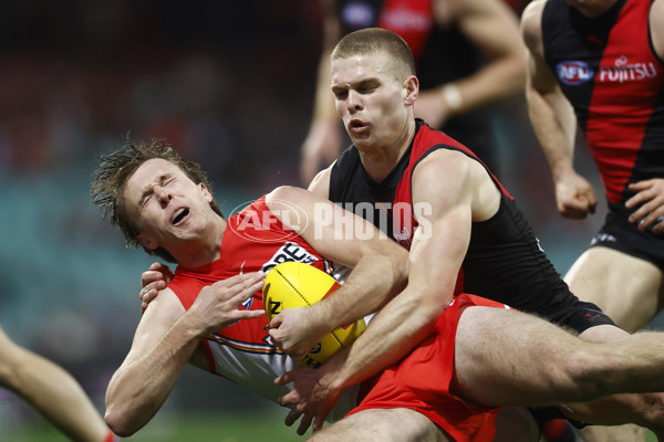 AFL 2025 Round 21 - Sydney v Essendon - A-61004940
