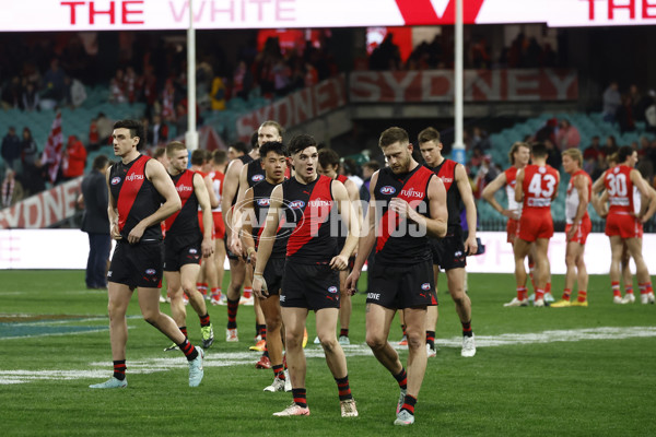 AFL 2025 Round 21 - Sydney v Essendon - A-61010095