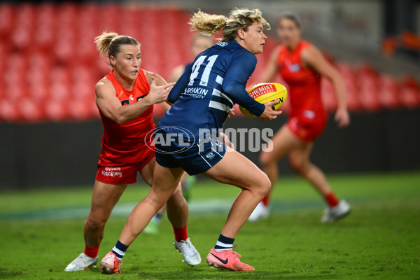 AFLW 2025 Practice Match - Gold Coast v Geelong - A-61015370