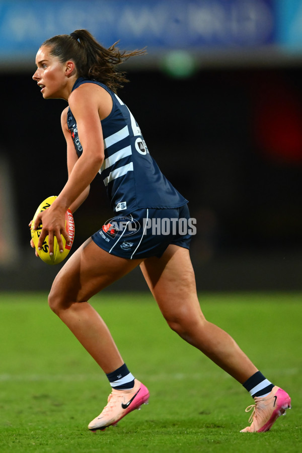 AFLW 2025 Practice Match - Gold Coast v Geelong - A-61015375