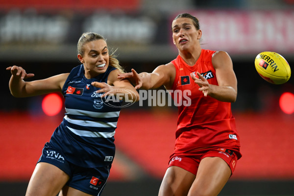 AFLW 2025 Practice Match - Gold Coast v Geelong - A-61015403