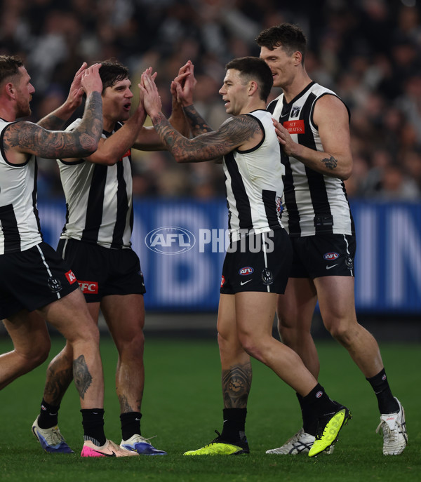 AFL 2025 Round 21 - Collingwood v Brisbane - A-61016299