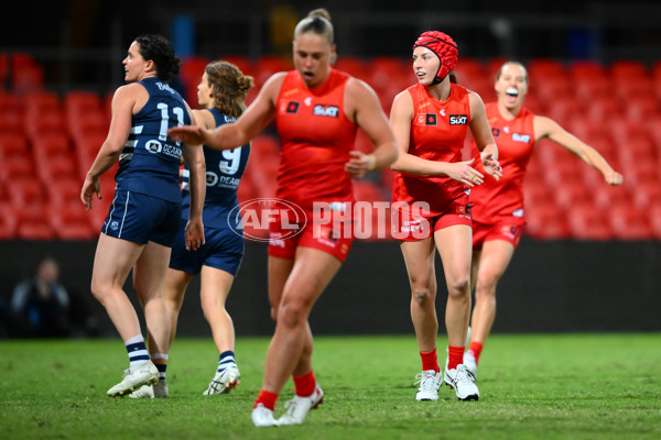 AFLW 2025 Practice Match - Gold Coast v Geelong - A-61018272