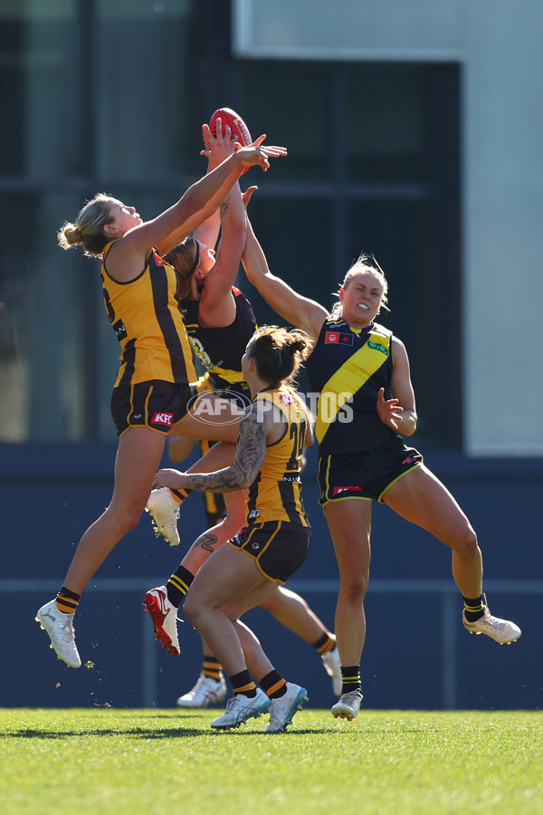 AFLW 2025 Practice Match - Richmond v Hawthorn - A-61027357