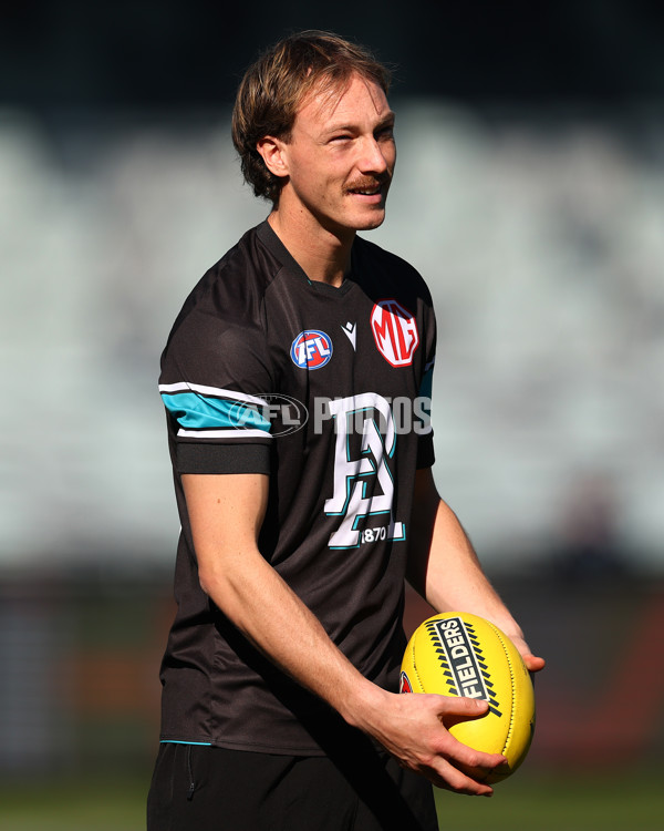 AFL 2025 Round 21 - Geelong v Port Adelaide - A-61030354