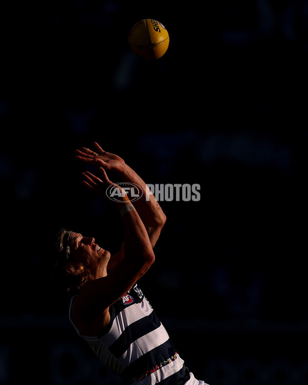 AFL 2025 Round 21 - Geelong v Port Adelaide - A-61040954