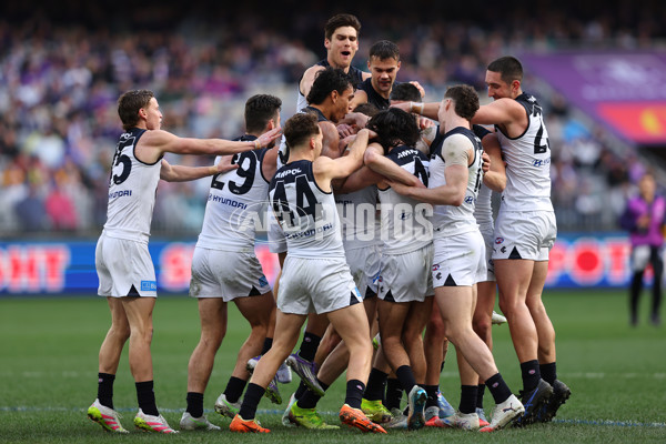 AFL 2025 Round 21 - Fremantle v Carlton - A-61055840