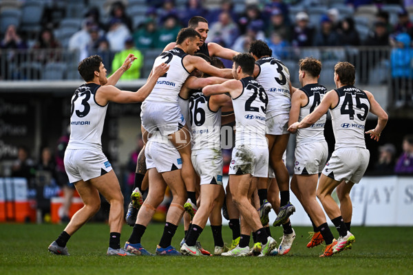 AFL 2025 Round 21 - Fremantle v Carlton - A-61055868