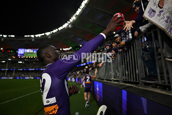 AFL 2025 Round 21 - Fremantle v Carlton - A-61061459