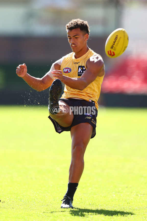 AFL 2025 Training - Gold Coast 070825 - A-61133983