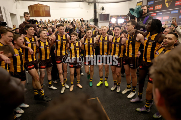 AFL 2025 Round 22 - Hawthorn v Collingwood - A-61176366