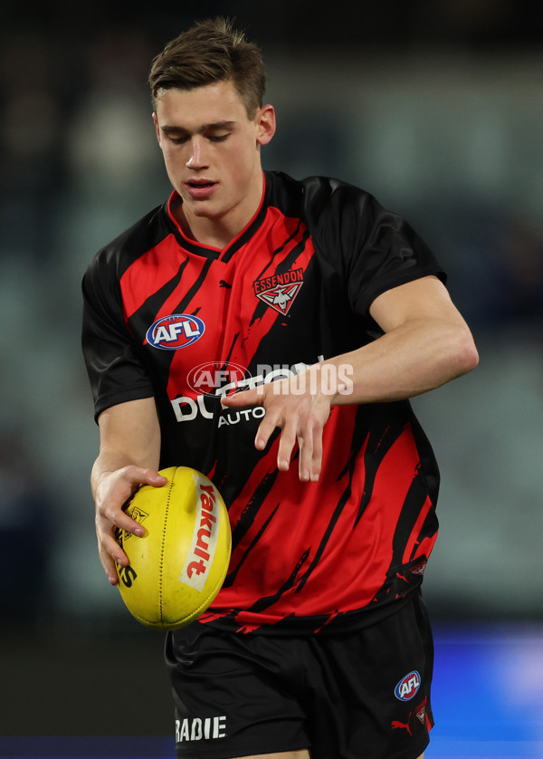 AFL 2025 Round 22 - Geelong v Essendon - A-61180185