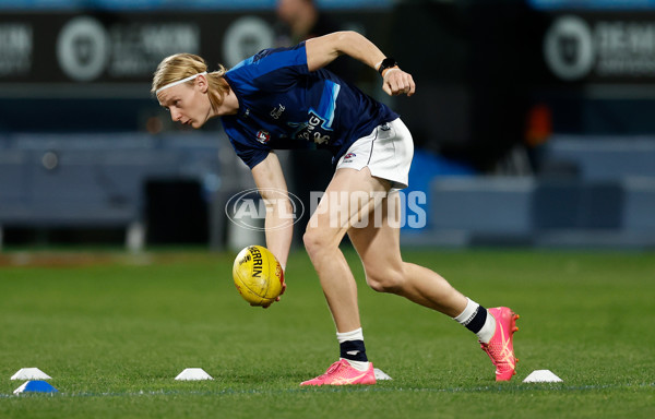AFL 2025 Round 22 - Geelong v Essendon - A-61180189