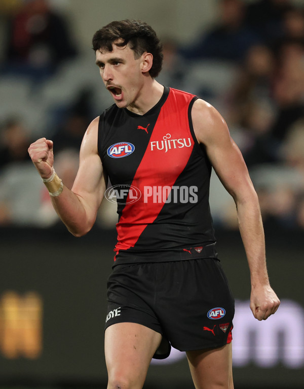 AFL 2025 Round 22 - Geelong v Essendon - A-61185148