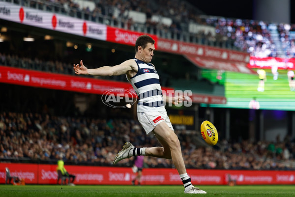 AFL 2025 Round 22 - Geelong v Essendon - A-61185161