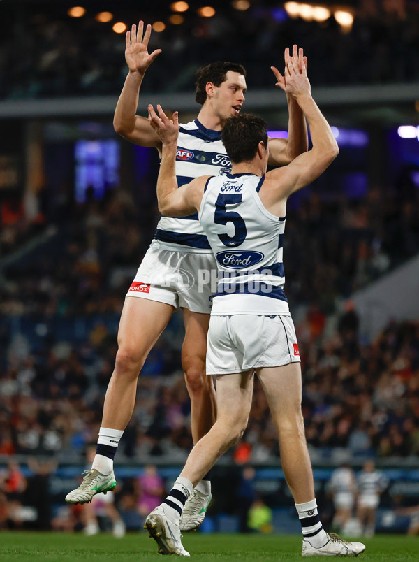 AFL 2025 Round 22 - Geelong v Essendon - A-61186617