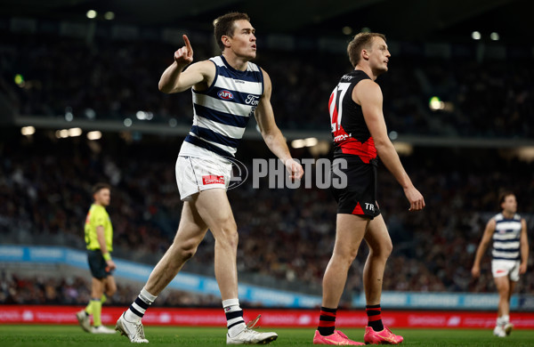 AFL 2025 Round 22 - Geelong v Essendon - A-61186619