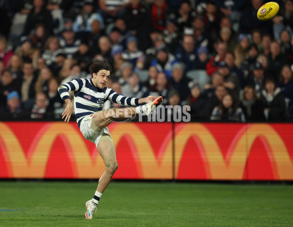 AFL 2025 Round 22 - Geelong v Essendon - A-61186685