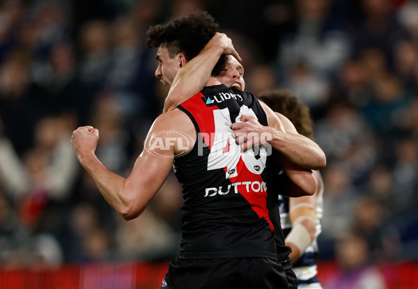 AFL 2025 Round 22 - Geelong v Essendon - A-61186699