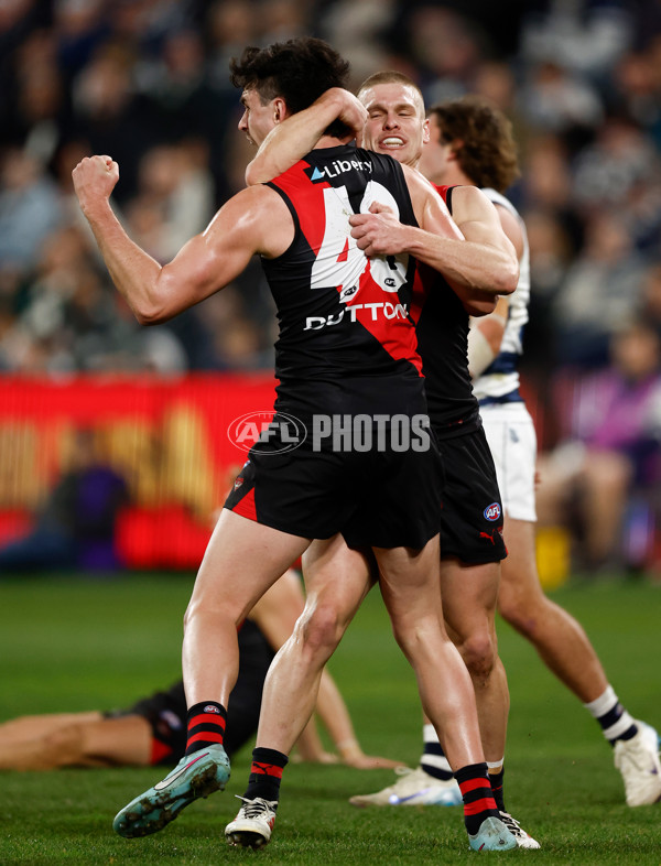 AFL 2025 Round 22 - Geelong v Essendon - A-61187966