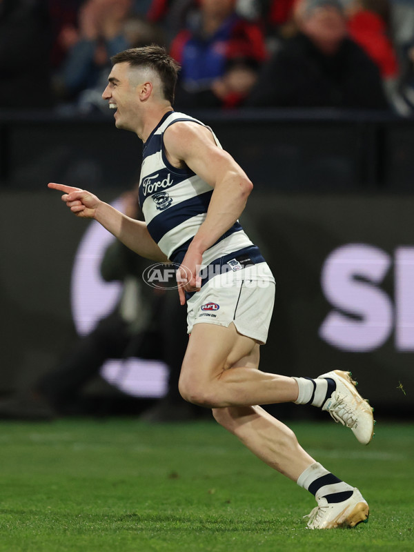 AFL 2025 Round 22 - Geelong v Essendon - A-61189236