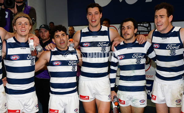 AFL 2025 Round 22 - Geelong v Essendon - A-61189290