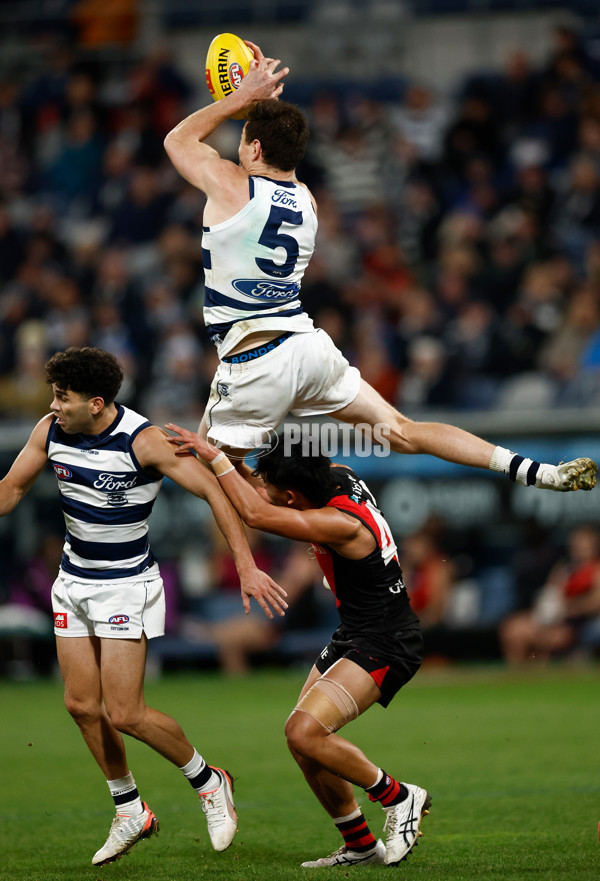 AFL 2025 Round 22 - Geelong v Essendon - A-61190373