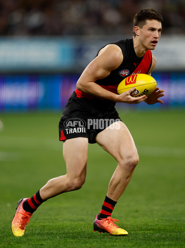 AFL 2025 Round 22 - Geelong v Essendon - A-61190380