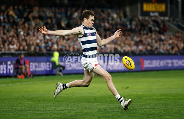 AFL 2025 Round 22 - Geelong v Essendon - A-61190404