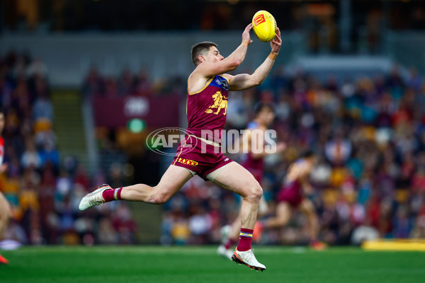 AFL 2025 Round 22 - Brisbane v Sydney - A-61204277