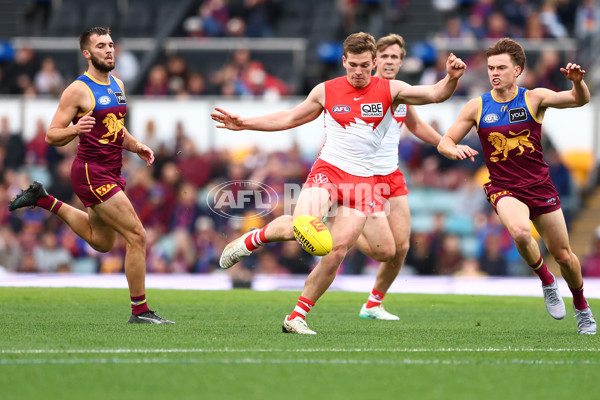 AFL 2025 Round 22 - Brisbane v Sydney - A-61204285