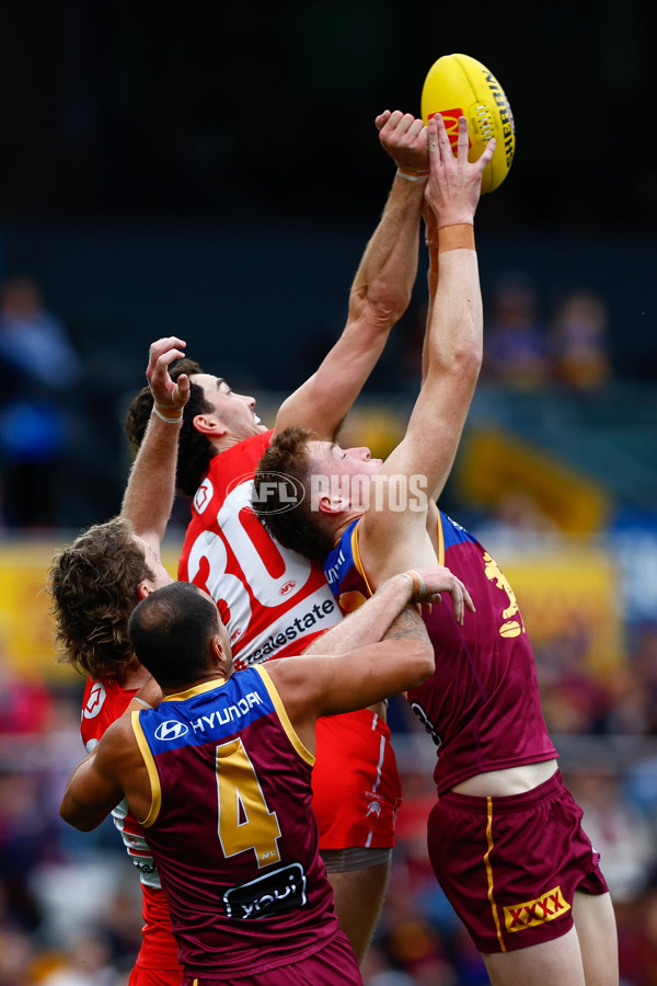 AFL 2025 Round 22 - Brisbane v Sydney - A-61204289