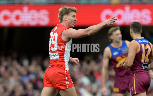 AFL 2025 Round 22 - Brisbane v Sydney - A-61204298