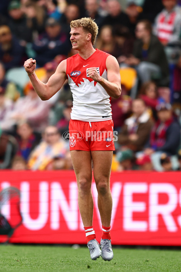 AFL 2025 Round 22 - Brisbane v Sydney - A-61204317