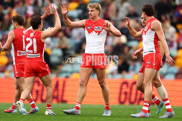 AFL 2025 Round 22 - Brisbane v Sydney - A-61204318