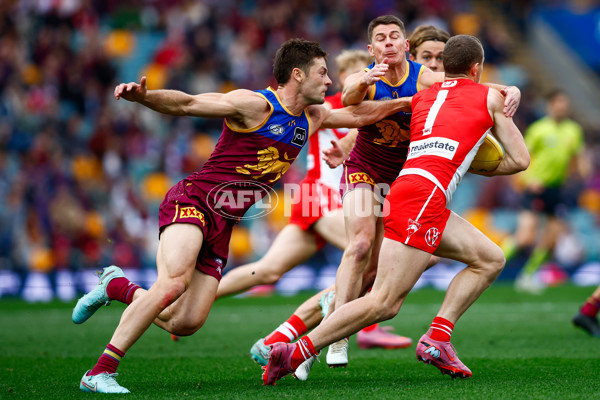 AFL 2025 Round 22 - Brisbane v Sydney - A-61204320