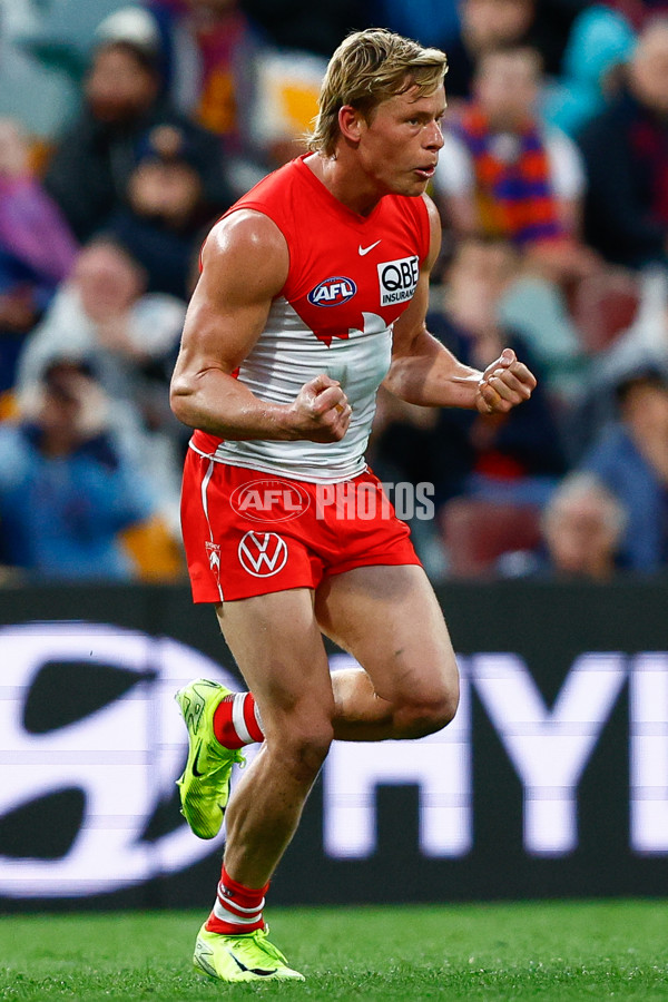 AFL 2025 Round 22 - Brisbane v Sydney - A-61207039