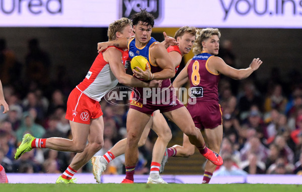 AFL 2025 Round 22 - Brisbane v Sydney - A-61207065