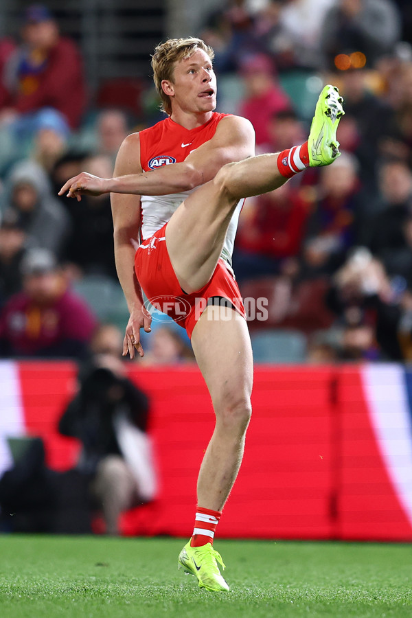 AFL 2025 Round 22 - Brisbane v Sydney - A-61207073