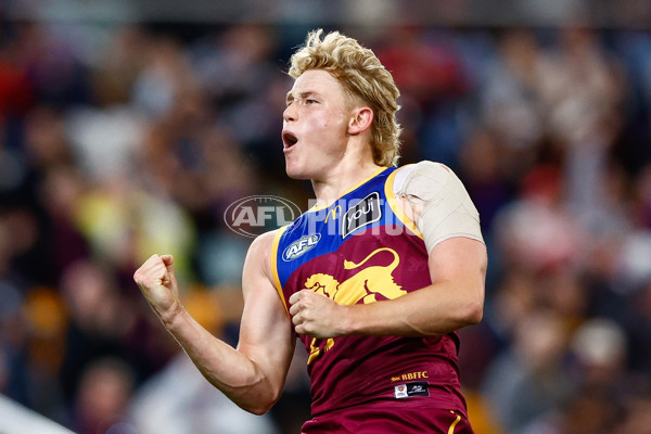 AFL 2025 Round 22 - Brisbane v Sydney - A-61207102