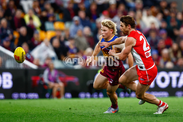 AFL 2025 Round 22 - Brisbane v Sydney - A-61209641