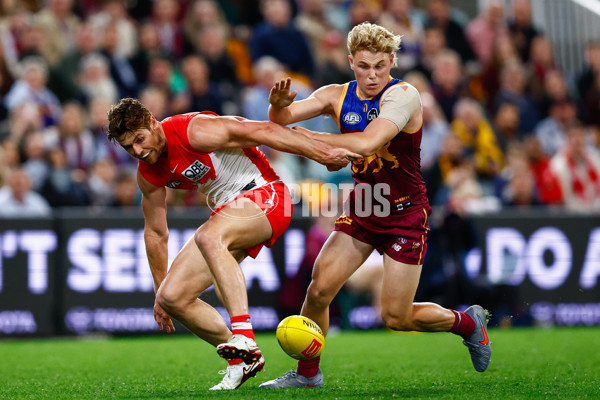 AFL 2025 Round 22 - Brisbane v Sydney - A-61209742