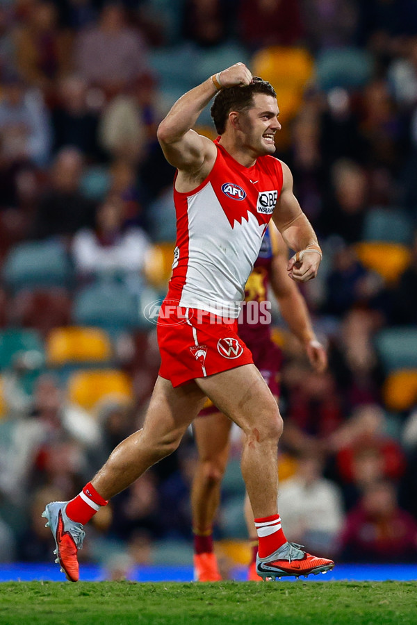 AFL 2025 Round 22 - Brisbane v Sydney - A-61212071