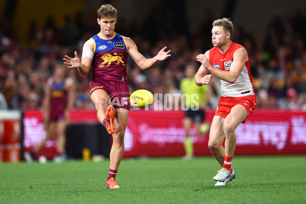 AFL 2025 Round 22 - Brisbane v Sydney - A-61212479